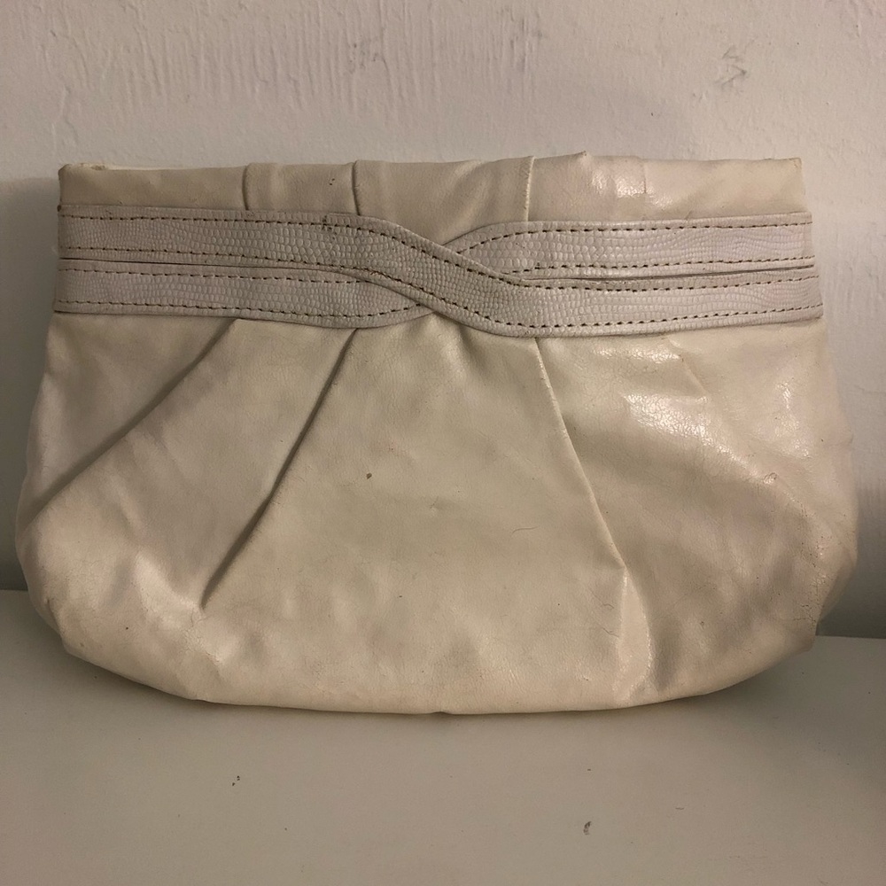 Vintage Pacific Connections Elegant Off White Clutch Bag